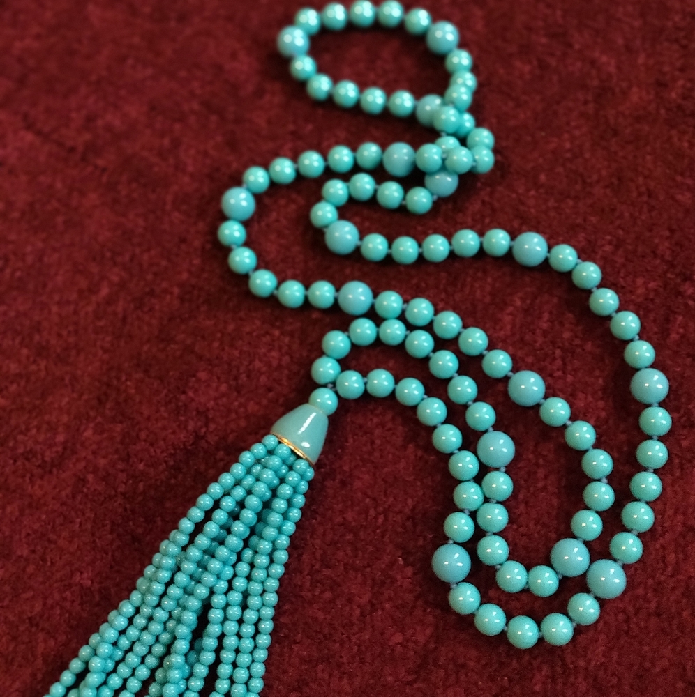 Woman's necklace